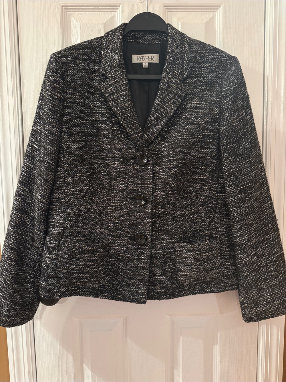 Kasper Black & Gray Tweed Button-Front Women's Blazer